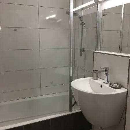 Lyret - Centre Ville, Vue Montblanc, Parking, Wifi Apartman